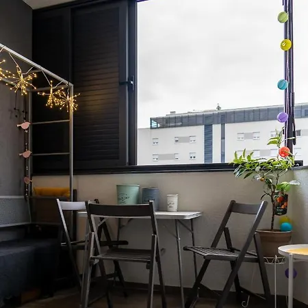 Luxury Ruby Apartment *